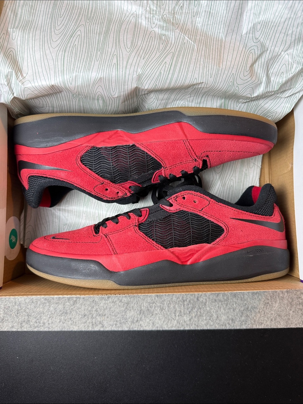 Nike SB ISHOD | M 9.5 | ‘Varsity Red’
